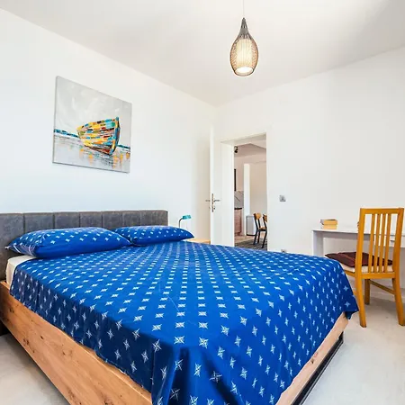 Beachfront Villa, 28 Sqm Heated Infinity Pool, Open Sea Sunset Views - Sunset Casa de Férias