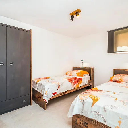 Nyaraló Beachfront Villa, 28 Sqm Heated Infinity Pool, Open Sea Sunset Views - Sunset *