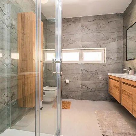 Beachfront Villa, 28 Sqm Heated Infinity Pool, Open Sea Sunset Views - Sunset * Sevid