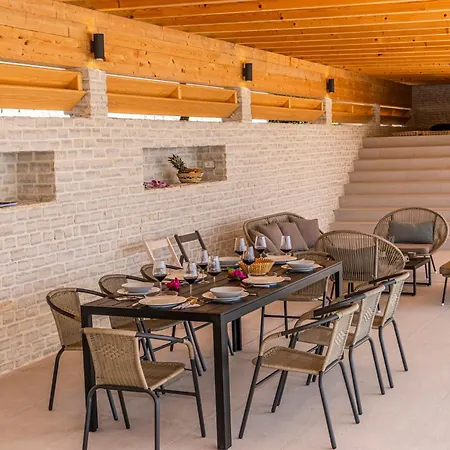 Beachfront Villa, 28 Sqm Heated Infinity Pool, Open Sea Sunset Views - Sunset *