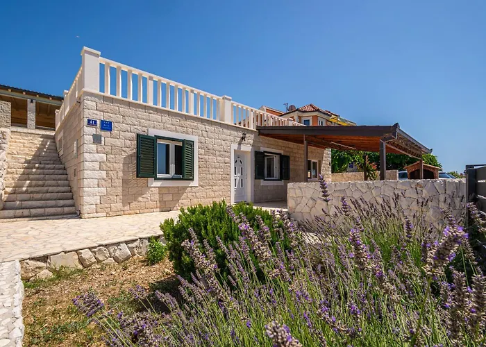 Beachfront Villa, 28 Sqm Heated Infinity Pool, Open Sea Sunset Views - Sunset