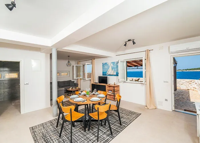 Beachfront Villa, 28 Sqm Heated Infinity Pool, Open Sea Sunset Views - Sunset Hébergement de vacances